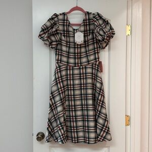 Ivy City Co Molly Plaid Flare Dress NWT Sz M w/pockets